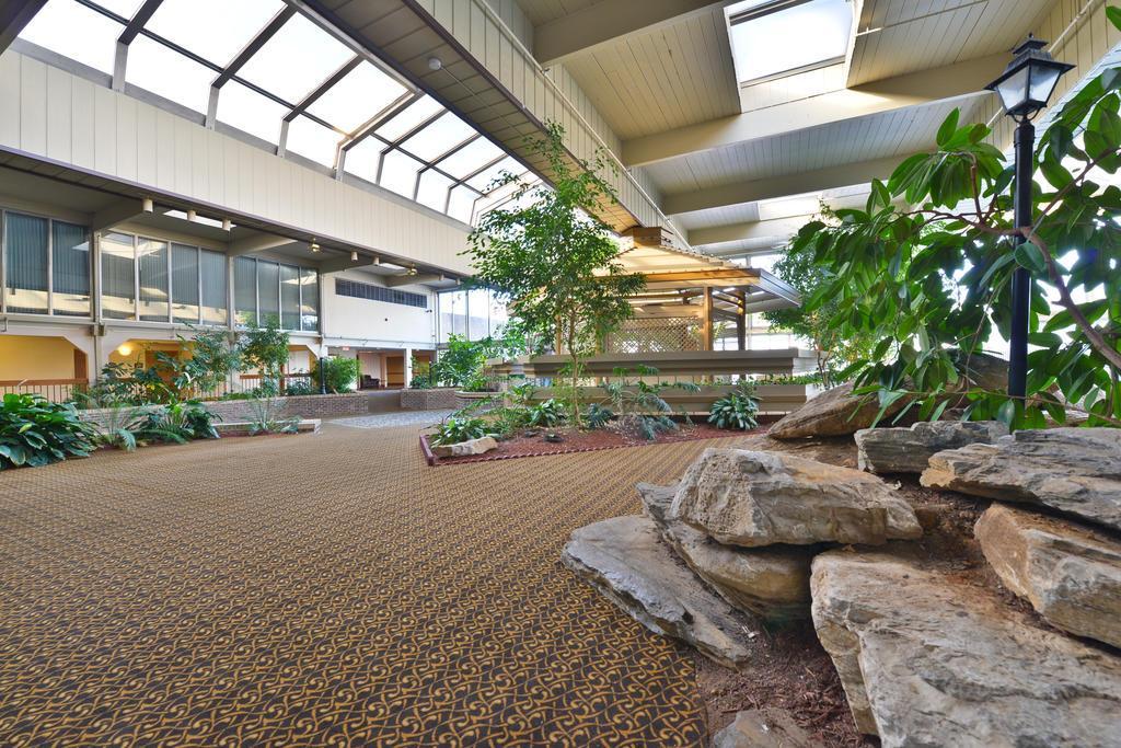 Clarion Hotel And Conference Center Harrisburg West Нью-Камберленд Екстер'єр фото